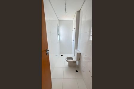 Apartamento à venda com 64m², 2 quartos e 2 vagasBanheiro