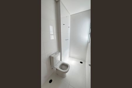 Apartamento à venda com 64m², 2 quartos e 2 vagasBanheiro da Suíte