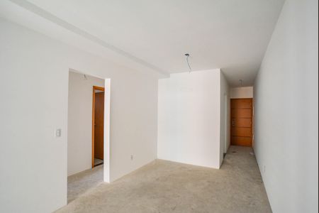Apartamento à venda com 65m², 2 quartos e 2 vagasSala