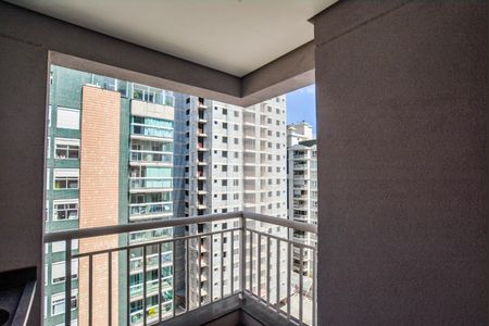 Apartamento à venda com 65m², 2 quartos e 2 vagasVaranda da Sala