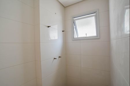 Apartamento à venda com 65m², 2 quartos e 2 vagasBanheiro da Suíte