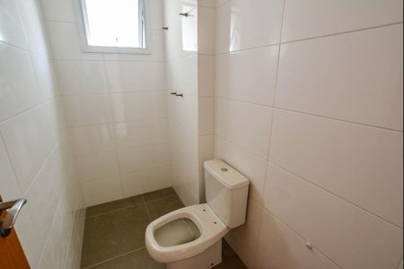 Apartamento à venda com 65m², 2 quartos e 2 vagasBanheiro Corredor