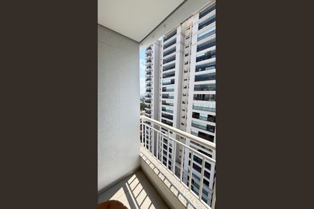 Apartamento à venda com 64m², 2 quartos e 2 vagasSala - Sala de Jantar Varanda