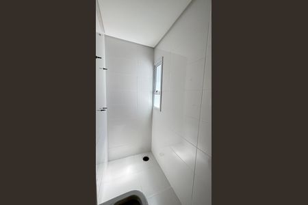 Apartamento à venda com 64m², 2 quartos e 2 vagasBanheiro da Suíte