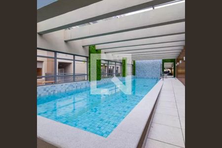 Apartamento à venda com 64m², 2 quartos e 2 vagasÁrea comum - Piscina