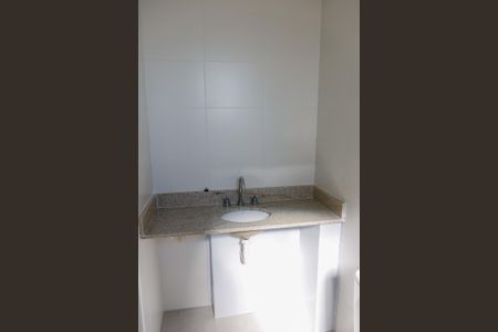 Apartamento à venda com 64m², 2 quartos e 2 vagasBanheiro da Suíte 1