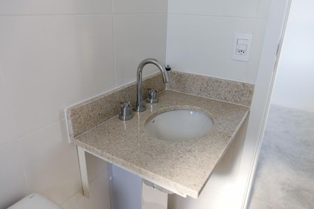 Apartamento à venda com 64m², 2 quartos e 2 vagasBanheiro da Suíte 2