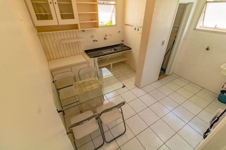Apartamento para alugar com 67m², 2 quartos e 1 vagaCozinha