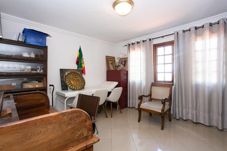 Casa para alugar com 440m², 7 quartos e 7 vagas Casa para alugar com 440m², 7 quartos e 7 vagasQuarto 3