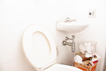 Casa à venda com 460m², 3 quartos e 4 vagas Casa à venda com 460m², 3 quartos e 4 vagasBanheiro de Serviço