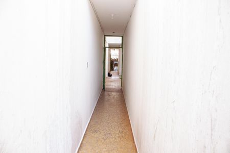 Casa à venda com 460m², 3 quartos e 4 vagas Casa à venda com 460m², 3 quartos e 4 vagasCorredor