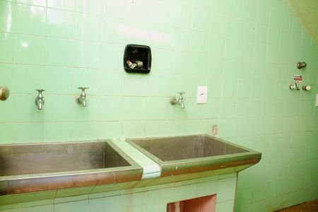 Casa à venda com 460m², 3 quartos e 4 vagas Casa à venda com 460m², 3 quartos e 4 vagasÁrea de Serviço