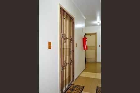 Apartamento à venda com 44m², 1 quarto e sem vagaPorta