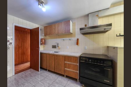 Apartamento à venda com 76m², 2 quartos e 1 vagaCozinha