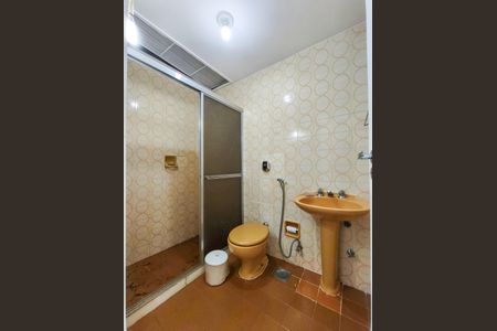 Apartamento à venda com 76m², 2 quartos e 1 vagaBanheiro Corredor