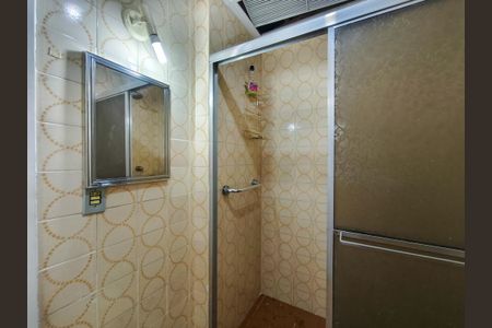 Apartamento à venda com 76m², 2 quartos e 1 vagaBanheiro Corredor