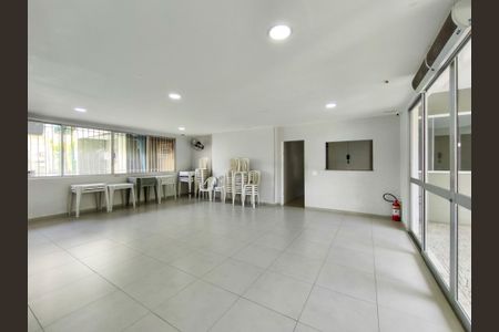 Apartamento à venda com 76m², 2 quartos e 1 vagaÁrea comum - Salão de festas