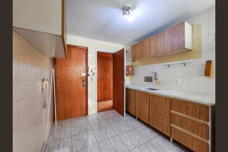 Apartamento à venda com 76m², 2 quartos e 1 vagaCozinha