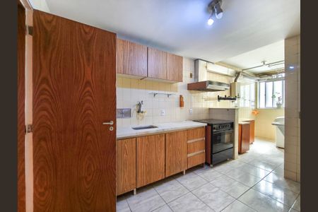 Apartamento à venda com 76m², 2 quartos e 1 vagaCozinha