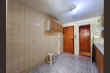 Apartamento à venda com 76m², 2 quartos e 1 vagaCozinha