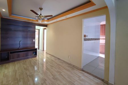 Casa de condomínio para alugar com 122m², 3 quartos e 2 vagasSala