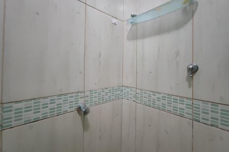 Casa de condomínio para alugar com 122m², 3 quartos e 2 vagasBanheiro Social