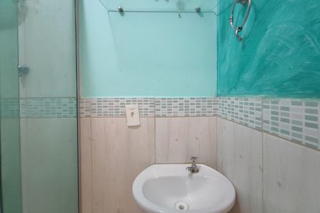 Casa de condomínio para alugar com 122m², 3 quartos e 2 vagasBanheiro Social