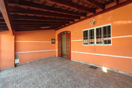 Casa de condomínio para alugar com 122m², 3 quartos e 2 vagasQuintal - Garagem