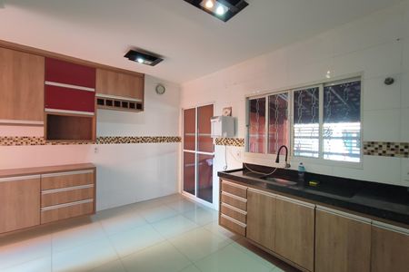 Casa de condomínio para alugar com 122m², 3 quartos e 2 vagasCozinha