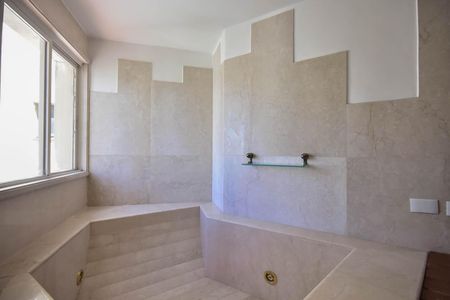 Apartamento para alugar com 366m², 3 quartos e 4 vagasBanheiro da Suíte 3