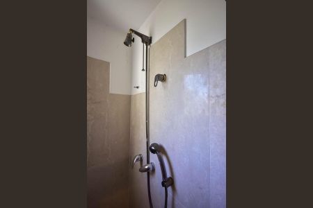 Apartamento para alugar com 366m², 3 quartos e 4 vagas Apartamento para alugar com 366m², 3 quartos e 4 vagasBanheiro Suíte 1