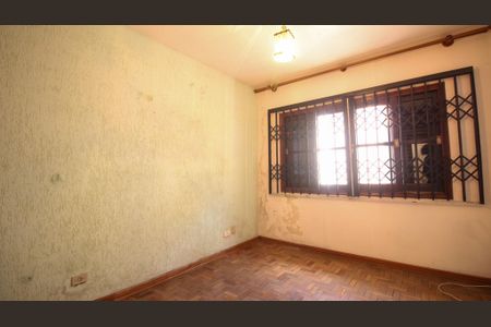 Casa à venda com 178m², 3 quartos e 4 vagas Casa à venda com 178m², 3 quartos e 4 vagasSuíte