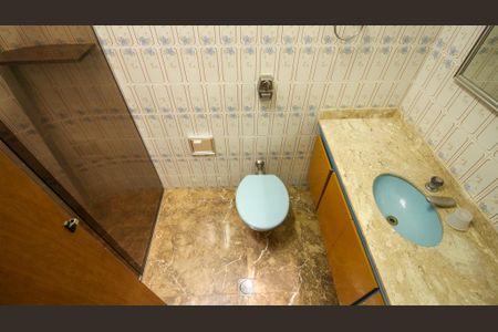 Casa à venda com 178m², 3 quartos e 4 vagas Casa à venda com 178m², 3 quartos e 4 vagasBanheiro Social