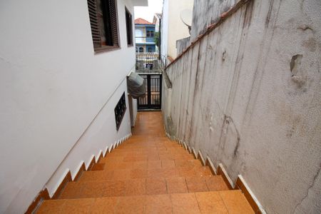 Casa à venda com 178m², 3 quartos e 4 vagas Casa à venda com 178m², 3 quartos e 4 vagasEscadas dos Fundos