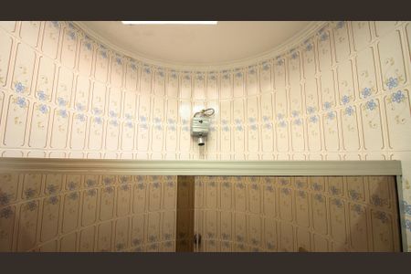 Casa à venda com 178m², 3 quartos e 4 vagas Casa à venda com 178m², 3 quartos e 4 vagasBanheiro Social