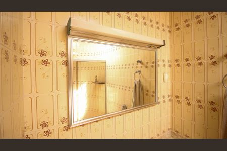 Casa à venda com 178m², 3 quartos e 4 vagas Casa à venda com 178m², 3 quartos e 4 vagasBanheiro da Suíte