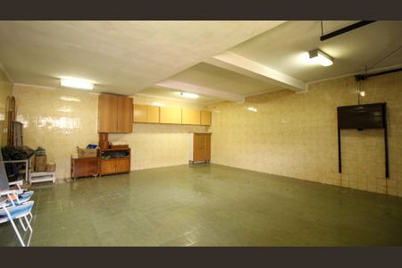 Casa à venda com 178m², 3 quartos e 4 vagas Casa à venda com 178m², 3 quartos e 4 vagasSalão de Festas