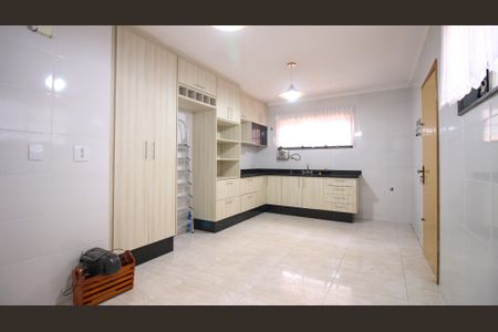 Casa à venda com 178m², 3 quartos e 4 vagas Casa à venda com 178m², 3 quartos e 4 vagasCozinha