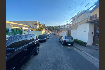 Casa à venda com 107m², 2 quartos e 2 vagas Casa à venda com 107m², 2 quartos e 2 vagasVista da Rua