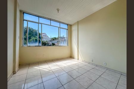 Apartamento à venda com 49m², 1 quarto e sem vagaQuarto