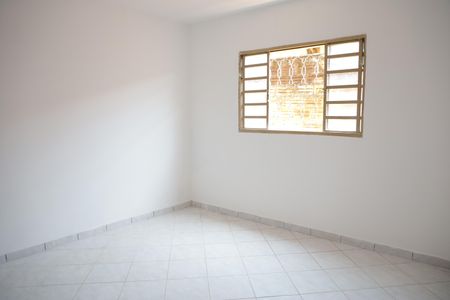 Casa para alugar com 250m², 3 quartos e 2 vagasQuarto 1