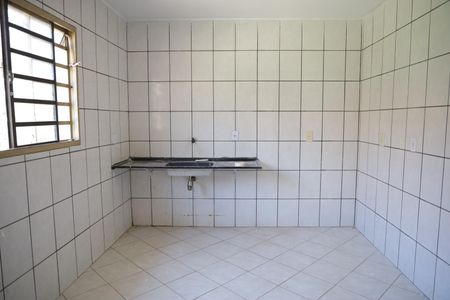 Casa para alugar com 250m², 3 quartos e 2 vagasCozinha