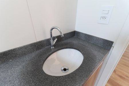 Apartamento para alugar com 56m², 2 quartos e 2 vagasBanheiro