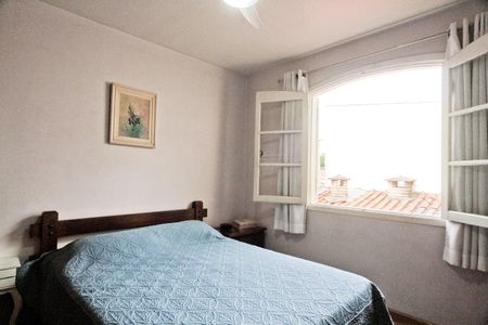 Casa à venda com 154m², 3 quartos e 2 vagas Casa à venda com 154m², 3 quartos e 2 vagasSuíte