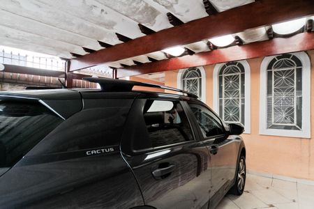 Casa à venda com 154m², 3 quartos e 2 vagas Casa à venda com 154m², 3 quartos e 2 vagasÁrea externa