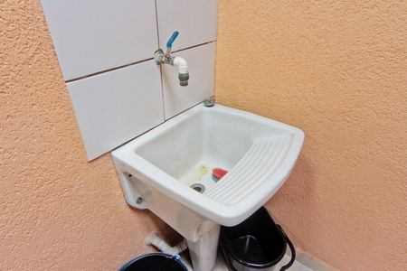 Casa à venda com 154m², 3 quartos e 2 vagas Casa à venda com 154m², 3 quartos e 2 vagasÁrea de Serviço