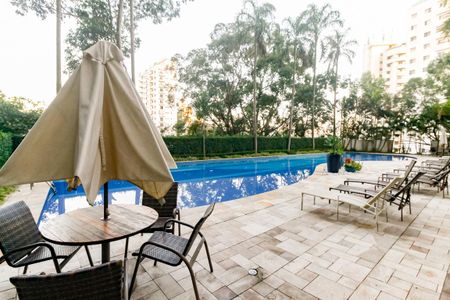 Apartamento para alugar com 48m², 1 quarto e 1 vaga Apartamento para alugar com 48m², 1 quarto e 1 vagaÁrea comum - Piscina