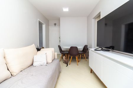 Apartamento à venda com 42m², 1 quarto e 1 vaga Apartamento à venda com 42m², 1 quarto e 1 vagaSala