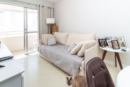 Apartamento à venda com 42m², 1 quarto e 1 vaga Apartamento à venda com 42m², 1 quarto e 1 vagaSala