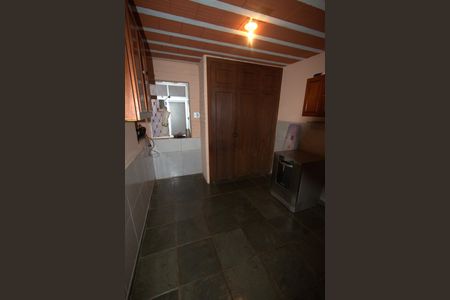 Casa à venda com 285m², 4 quartos e 3 vagas Casa à venda com 285m², 4 quartos e 3 vagascomôdo 2 area externa